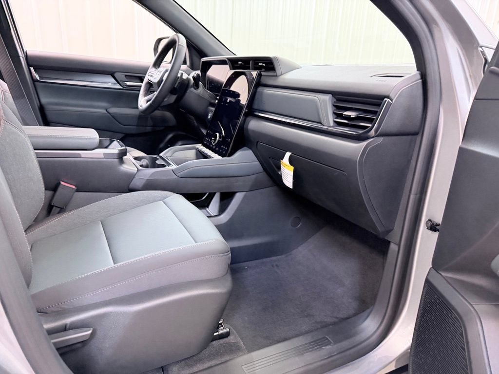 New 2026 GMC Terrain AT4 w/ Technology Package II AWD/4WD image 35