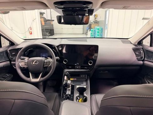 Used 2022 Lexus NX 350 AWD image 17