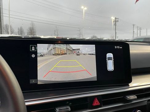 New 2025 Kia Sorento S AWD/4WD image 16
