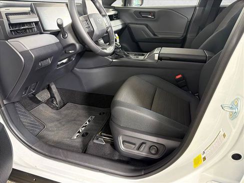 Used 2026 Toyota RAV4 SE w/ Weather Package AWD/4WD image 9