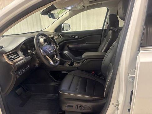 Used 2021 GMC Acadia Denali w/ Denali Technology Package image 14