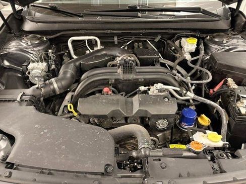 Used 2019 Subaru Outback 2.5i Limited AWD/4WD image 19
