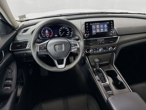 Certified 2018 Honda Accord EX image 21