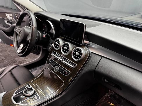 Used 2018 Mercedes-Benz C 300 C 300 4MATIC AWD 4dr Sedan image 53