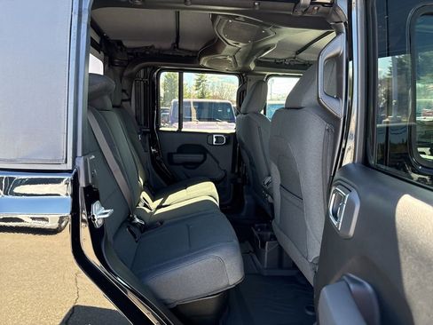 New 2026 Jeep Gladiator Sport image 24