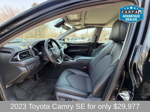Used 2023 Toyota Camry SE w/ Cold Weather Package image 10