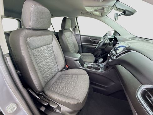 Used 2024 Chevrolet Equinox LT FWD image 28