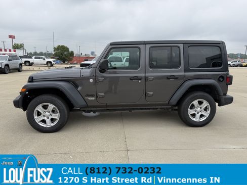 Used 2021 Jeep Wrangler Unlimited Sport AWD/4WD image 4