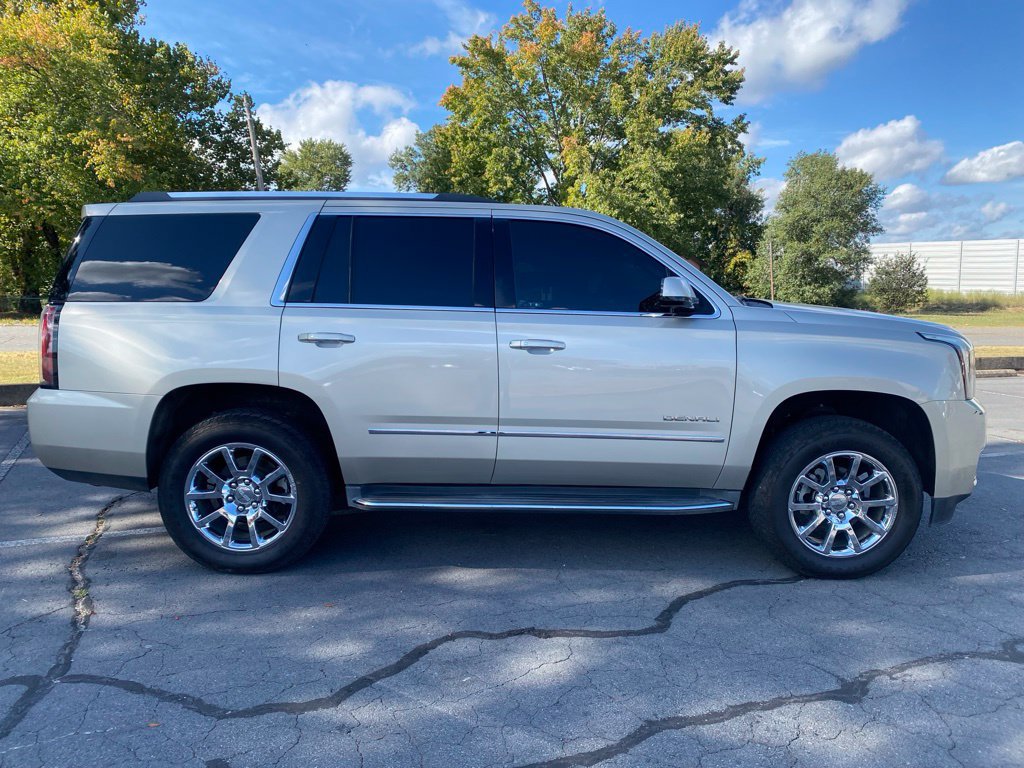 Used 2016 GMC Yukon Denali w/ Open Road Package AWD/4WD image 8