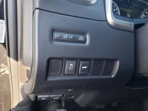 Used 2017 Nissan Murano SL image 15