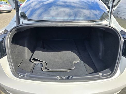Used 2021 Tesla Model 3 Standard Range Plus RWD image 17