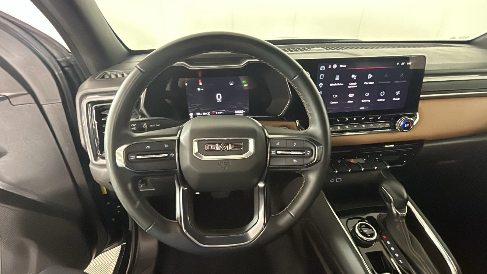 Used 2023 GMC Canyon AT4 AWD/4WD image 17