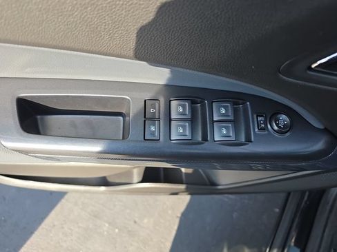 Used 2021 Chevrolet Colorado Z71 w/ Safety Package AWD/4WD image 27