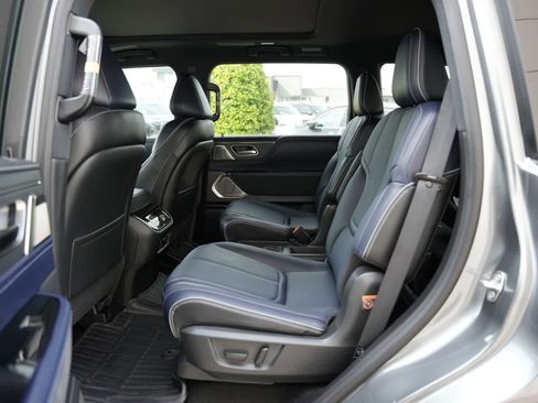 New 2026 INFINITI QX80 4WD image 19