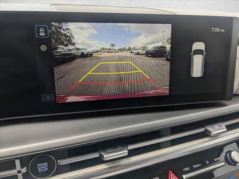 Used 2025 Hyundai Santa Fe SEL image 13