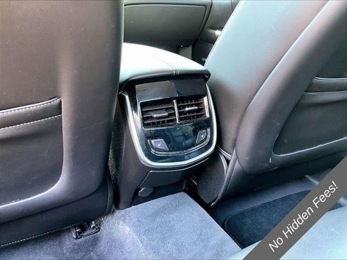 Used 2013 Cadillac XTS Luxury w/ Driver Awareness Package FWD image 28