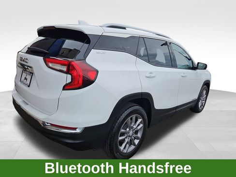 Used 2024 GMC Terrain SLT image 6