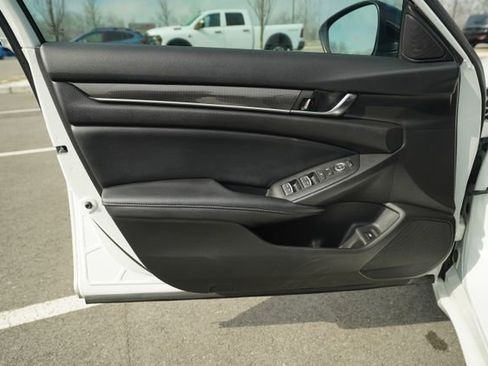 Used 2022 Honda Accord Sport image 14