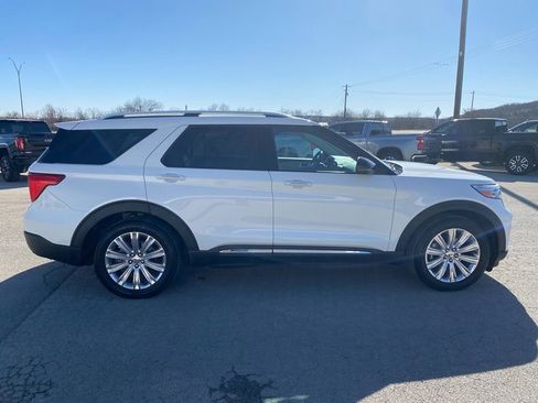 Used 2021 Ford Explorer Limited w/ Equipment Group 301A image 7