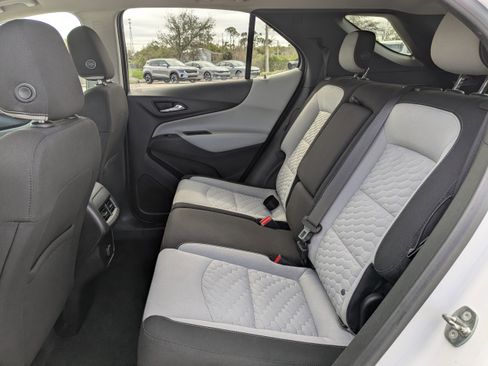 Used 2018 Chevrolet Equinox LT w/ LPO, Cargo Package image 18