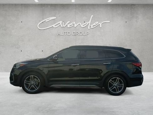 Used 2017 Hyundai Santa Fe Limited AWD/4WD image 13