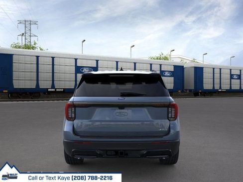 New 2026 Ford Explorer ST-Line w/ ST-Line Street Pack image 35