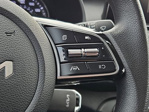 Used 2024 Kia Forte LXS w/ LXS Technology Package image 19