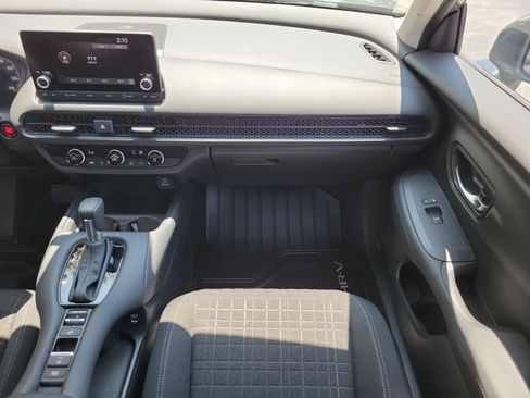 Used 2025 Honda HR-V LX image 19