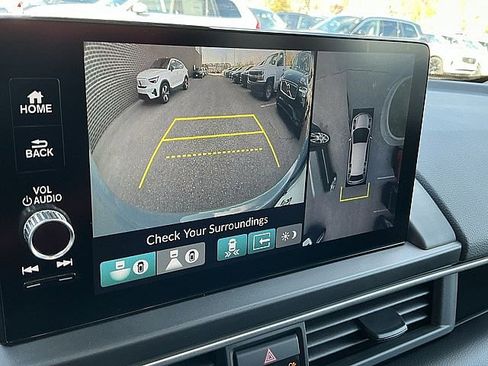 Used 2025 Honda Pilot Elite image 31