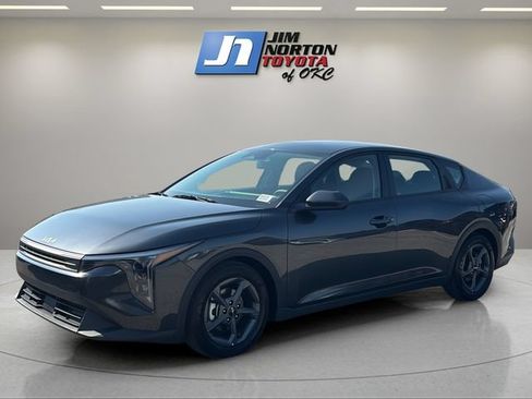 Used 2025 Kia K4 FWD image 1