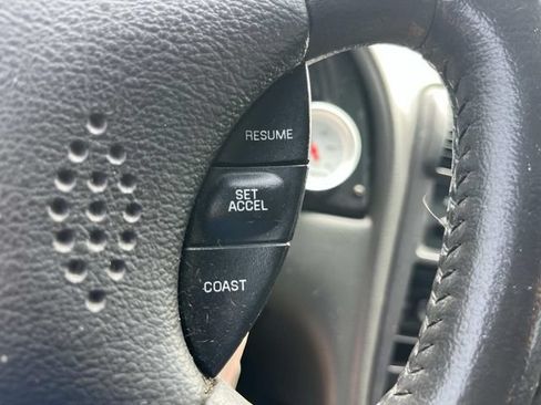 Used 2004 Ford Mustang GT RWD image 24