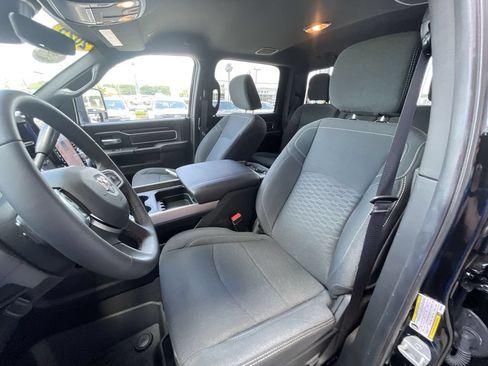 Used 2025 RAM 3500 Big Horn AWD/4WD image 19