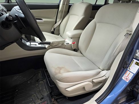 Used 2015 Subaru Crosstrek 2.0i Premium w/ Moonroof Package image 18