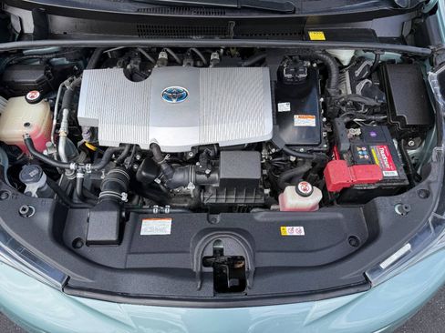 Used 2017 Toyota Prius One FWD image 34