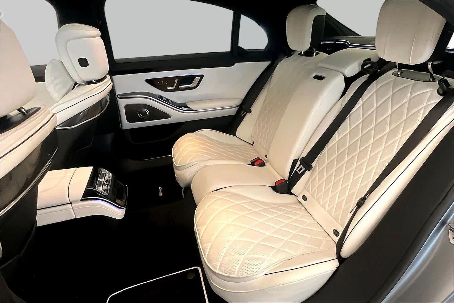 Used 2023 Mercedes-Benz S 580 4MATIC Sedan image 19