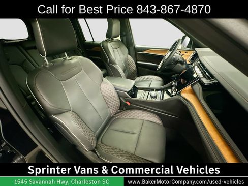 Used 2023 Jeep Grand Cherokee Summit AWD/4WD image 30