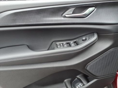New 2025 Jeep Grand Cherokee L Laredo AWD/4WD image 6