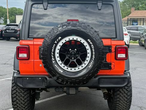 Used 2018 Jeep Wrangler Unlimited Sport AWD/4WD image 14
