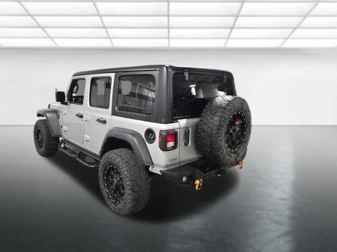 Used 2022 Jeep Wrangler Unlimited Sport AWD/4WD image 7