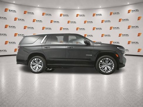 Used 2021 Chevrolet Tahoe High Country w/ Premium Package AWD/4WD image 51