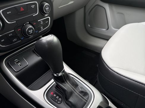 Used 2018 Jeep Compass Latitude w/ Popular Equipment Group image 25