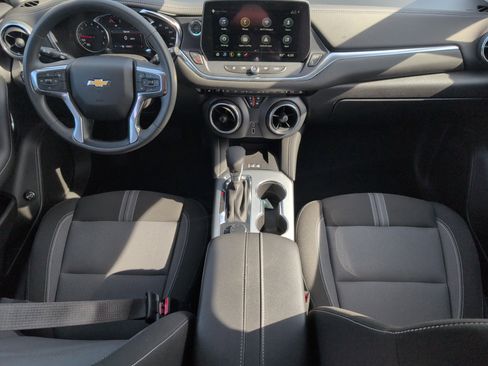 Used 2024 Chevrolet Blazer LT w/ Convenience Package FWD image 29