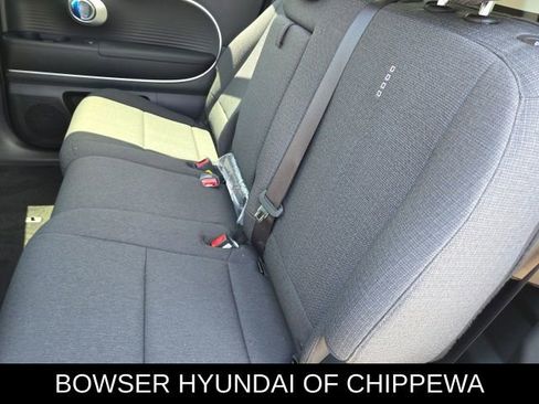 New 2026 Hyundai Ioniq 9 SE image 5