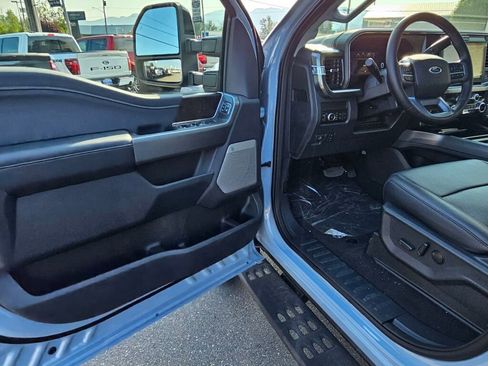 New 2025 Ford F250 Lariat w/ Lariat Ultimate Package image 10