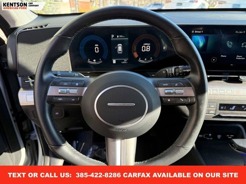 Used 2025 Hyundai Kona SEL image 13