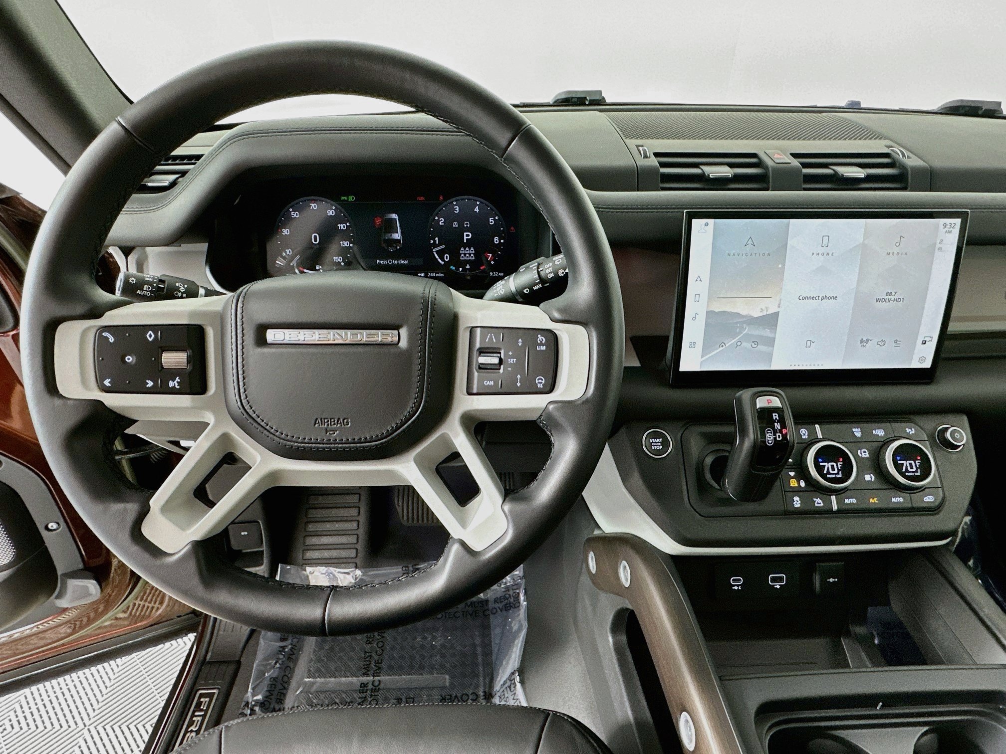 Certified 2023 Land Rover Defender 130 First Edition AWD/4WD image 11