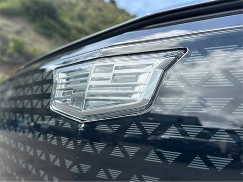 New 2025 Cadillac Lyriq Sport image 38