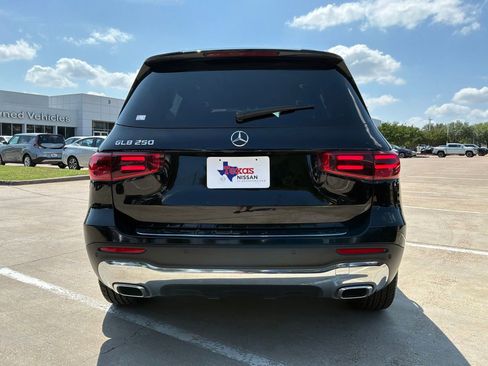 Used 2025 Mercedes-Benz GLB 250 image 7
