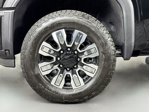 New 2026 GMC Sierra 3500 Denali w/ Denali Reserve Package AWD/4WD image 32