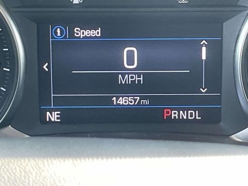 Used 2023 Chevrolet Equinox LT FWD image 21